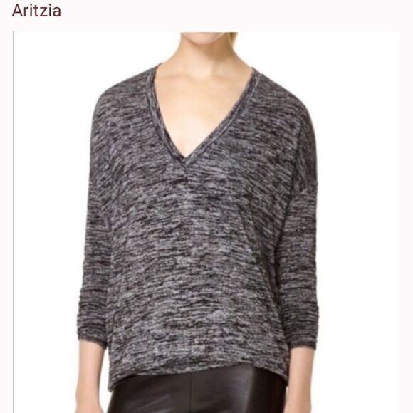 ARITZIA Wilfred free Devinette v-neck top - Picture 1 of 9